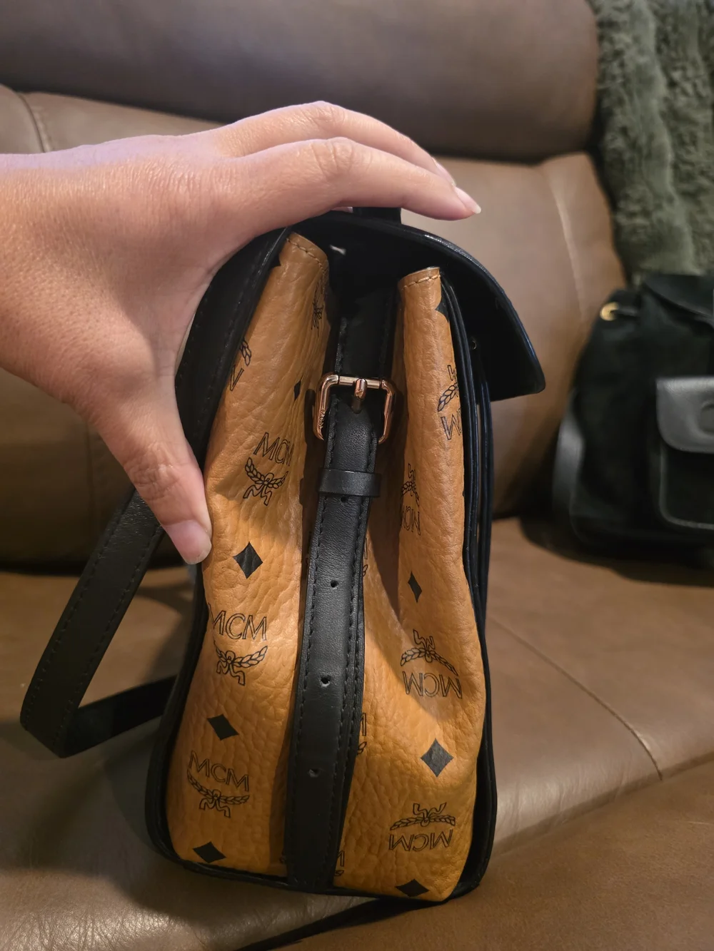 MCM elegant black